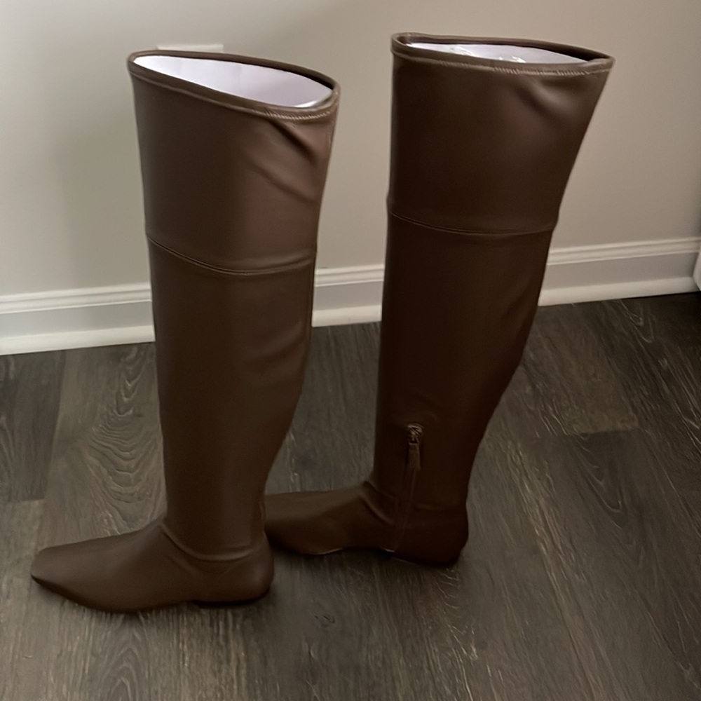 VINCE
Nissa Stretch Leather Over-The-Knee Boots